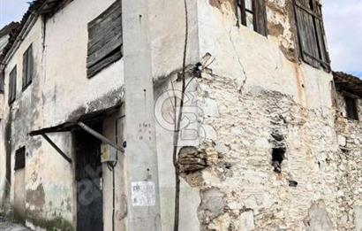 İzmir Bayındır Orta Mah 50 M2 Satılık Müstakil Ev