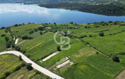 Çanakkale Yenice Haydaroba Köyünde Manzaralı Satılık Tarla!