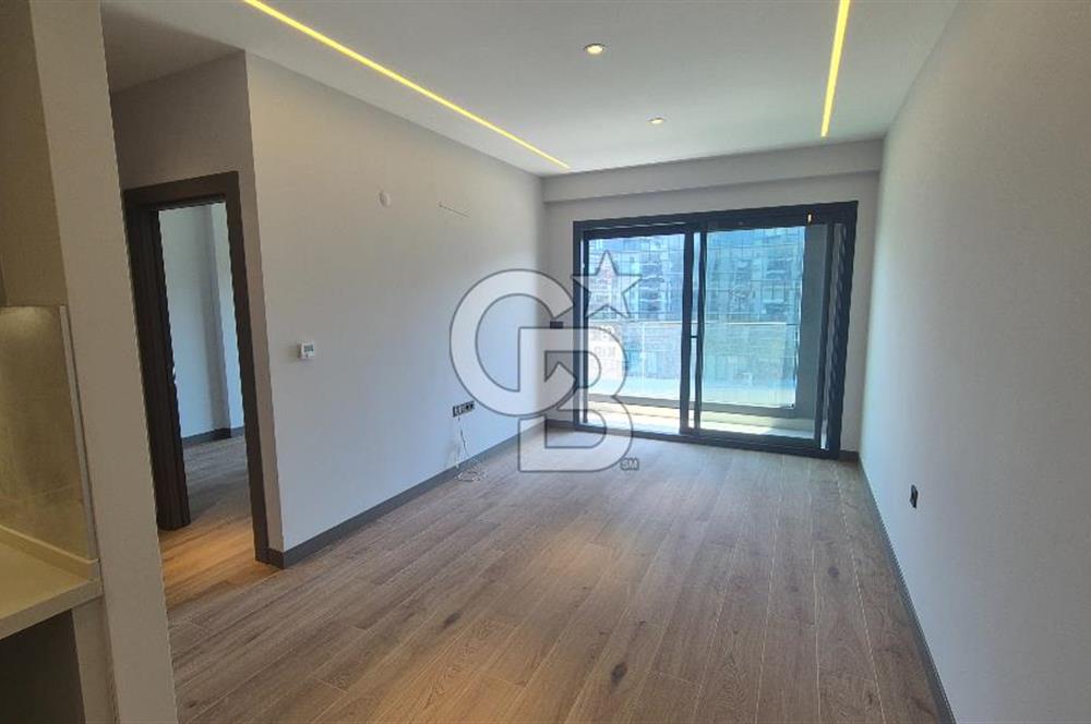 Bayraklı Marka Premium Ön Cephede Yerden Isıtmalı 1+1 Kiralık