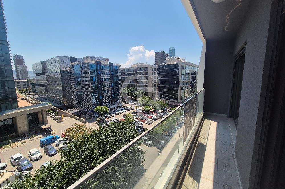 Bayraklı Marka Premium Ön Cephede Yerden Isıtmalı 1+1 Kiralık