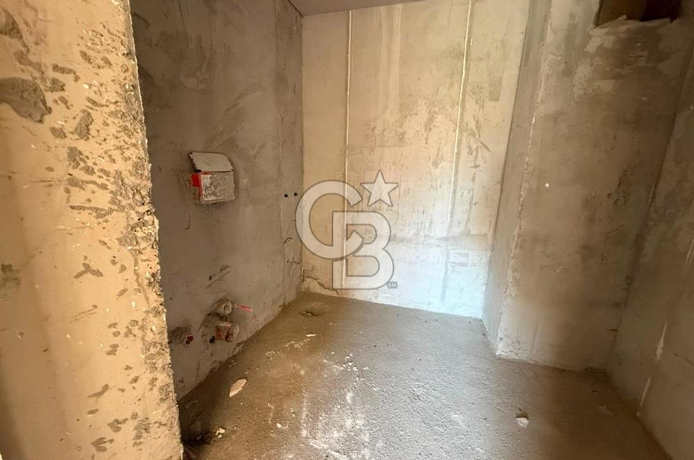 AKSE SAPAĞINDA METRONUN YANI SATILIK 3+1 DAİRE