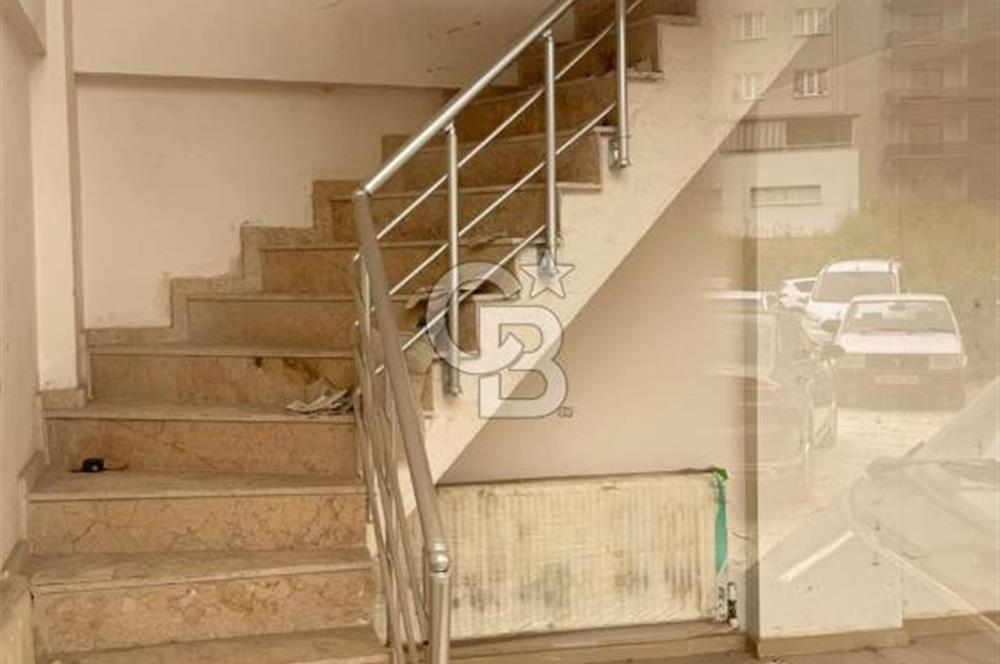 SARUHANLIDA CADDE ÜZERİ KİRACILI 293m² ÇİFT CEPHE SATILIK DÜKKAN