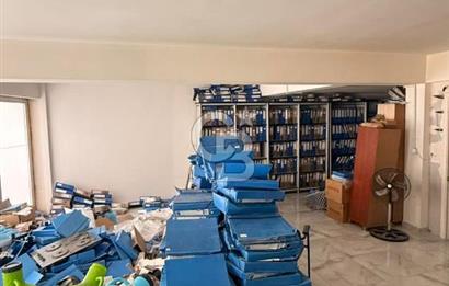 SARUHANLIDA CADDE ÜZERİ KİRACILI 293m² ÇİFT CEPHE SATILIK DÜKKAN