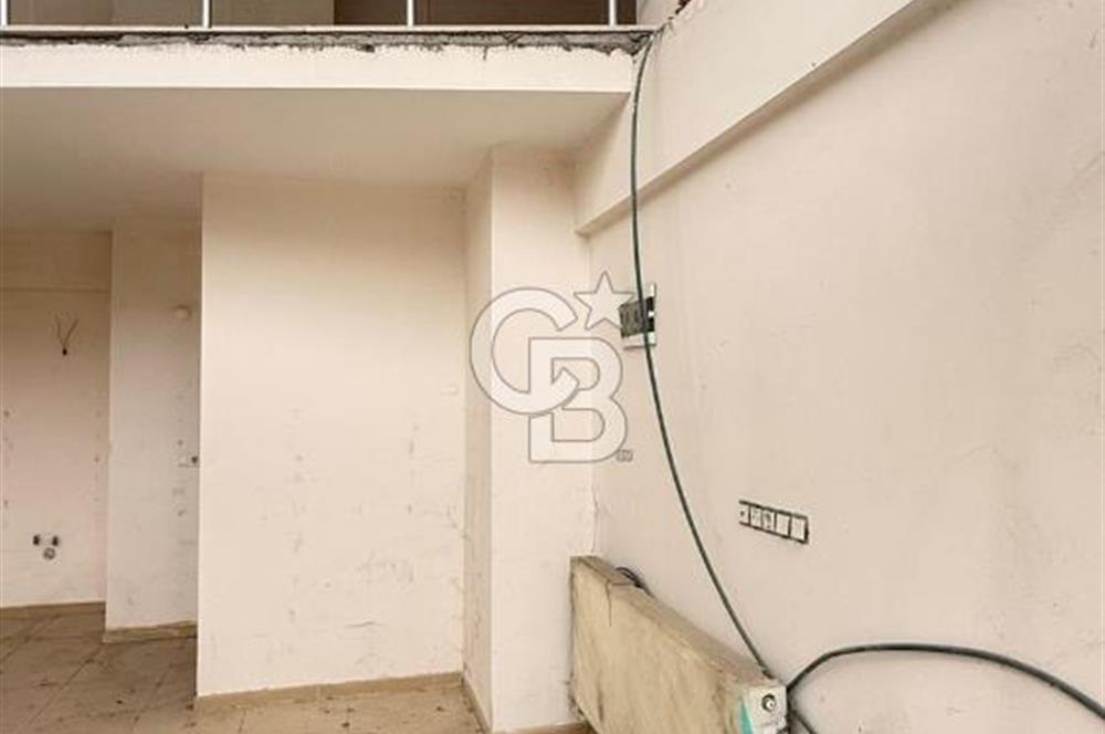SARUHANLIDA CADDE ÜZERİ KİRACILI 293m² ÇİFT CEPHE SATILIK DÜKKAN