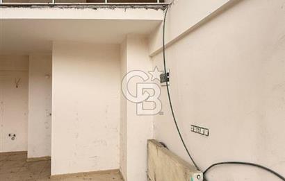 SARUHANLIDA CADDE ÜZERİ KİRACILI 293m² ÇİFT CEPHE SATILIK DÜKKAN