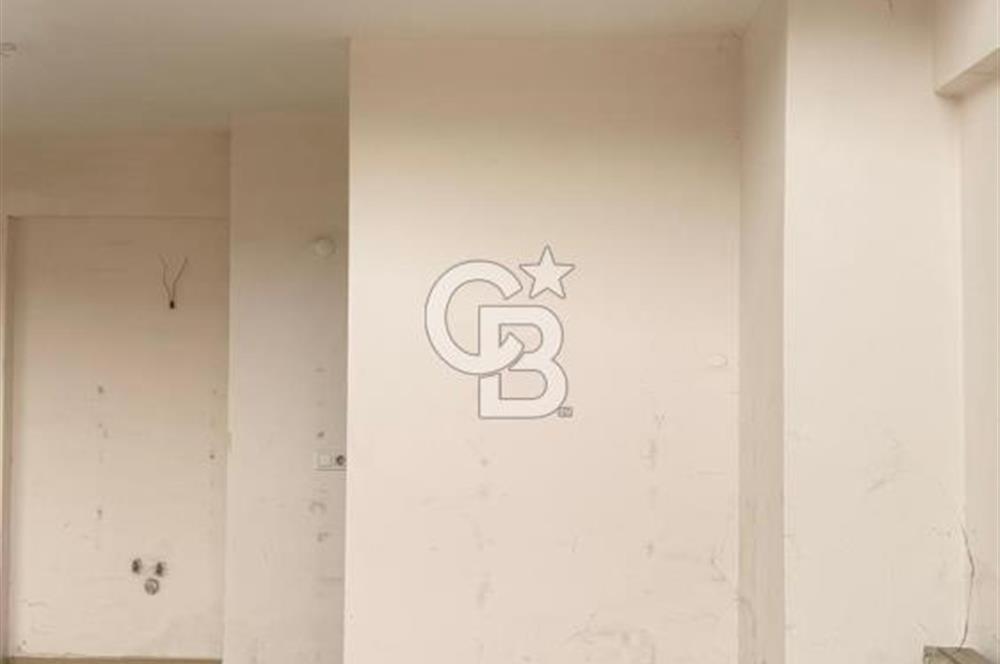 SARUHANLIDA CADDE ÜZERİ KİRACILI 293m² ÇİFT CEPHE SATILIK DÜKKAN