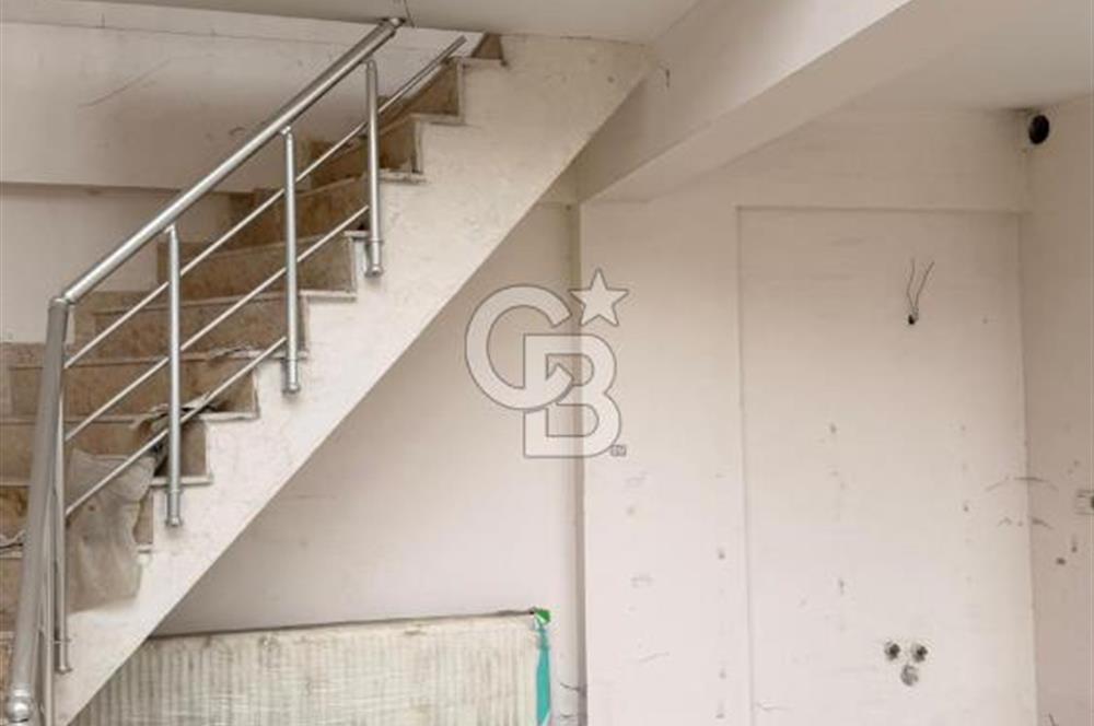 SARUHANLIDA CADDE ÜZERİ KİRACILI 293m² ÇİFT CEPHE SATILIK DÜKKAN
