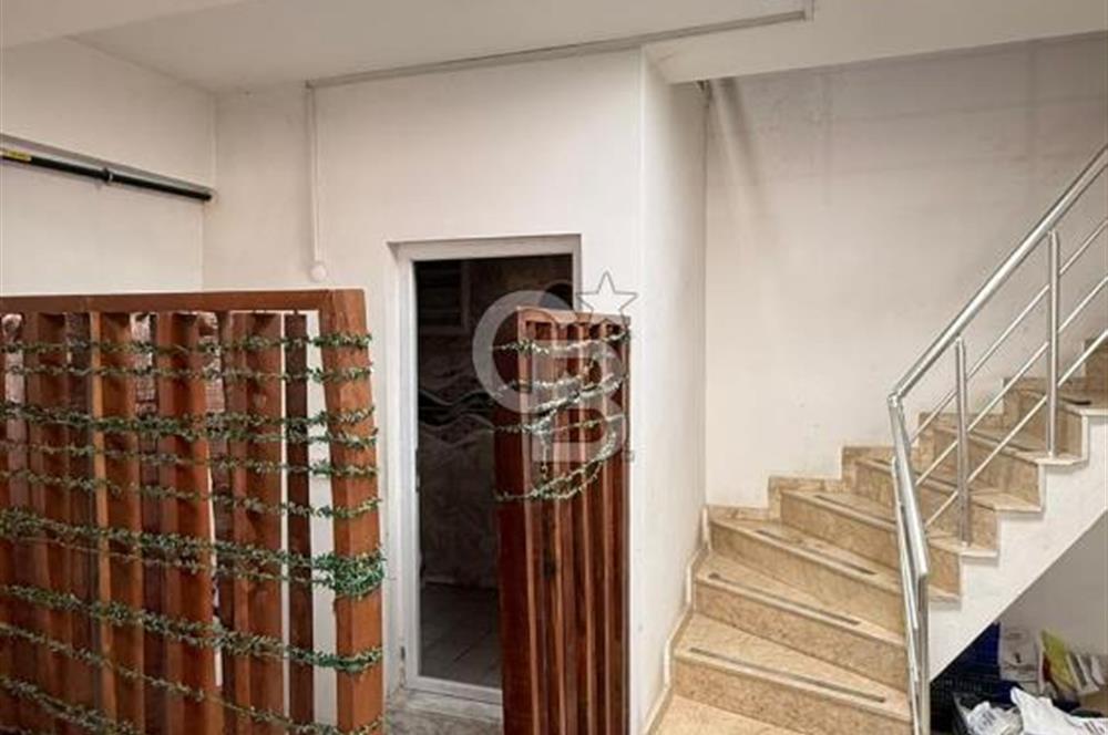 SARUHANLIDA CADDE ÜZERİ KİRACILI 293m² ÇİFT CEPHE SATILIK DÜKKAN
