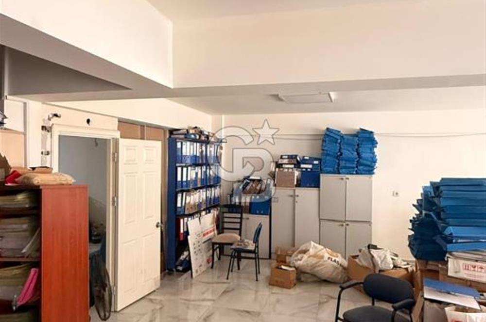 SARUHANLIDA CADDE ÜZERİ KİRACILI 293m² ÇİFT CEPHE SATILIK DÜKKAN