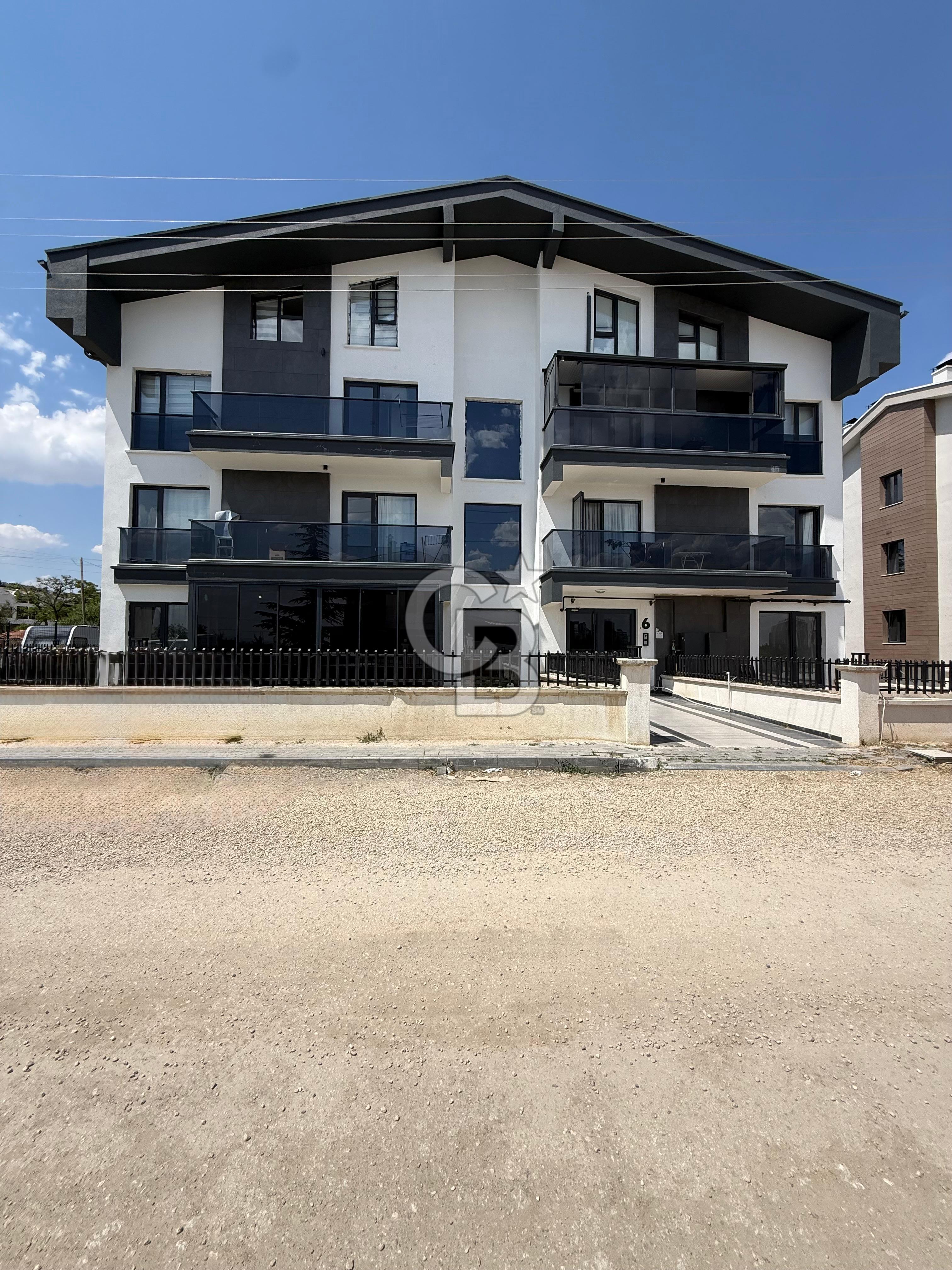 TAŞPINAR SATILIK 1+1 BAHÇELİ DAİRE 