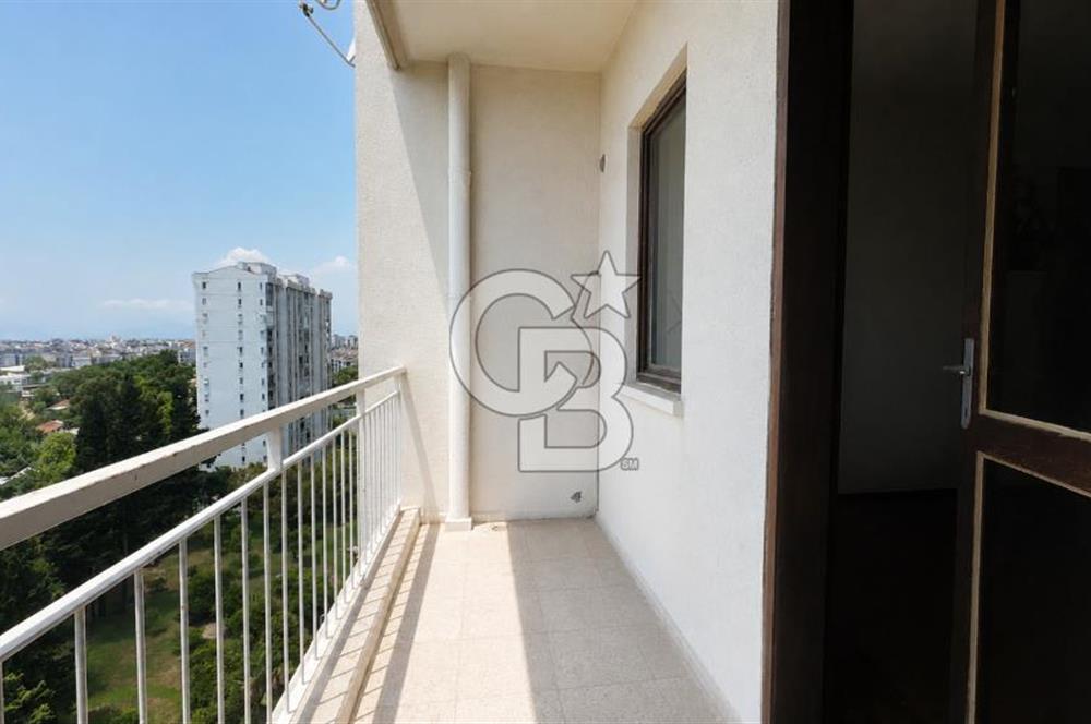 ANTALYA MURATPAŞA OYAK SİTESİ'NDE DOĞAYLA İÇ İÇE SATILIK DAİRE