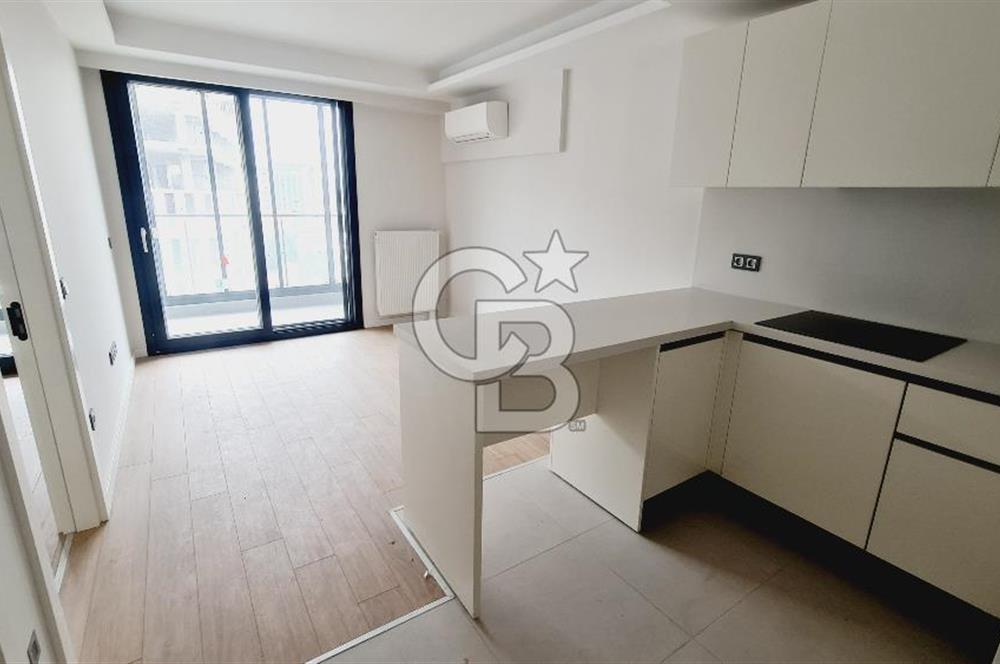Manisa Meydan Sitesi Balkonu Cam Kapamalı Kiralık 1+1 Daire