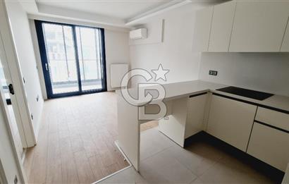 Manisa Meydan Sitesi Balkonu Cam Kapamalı Kiralık 1+1 Daire