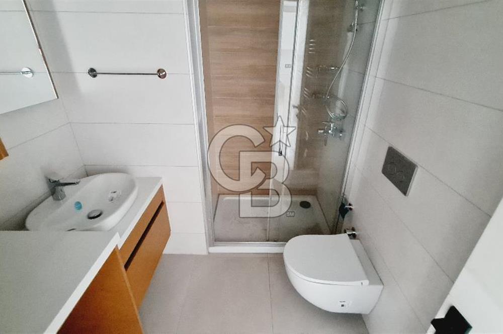 Manisa Meydan Sitesi Balkonu Cam Kapamalı Kiralık 1+1 Daire