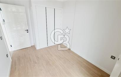 Manisa Meydan Sitesi Balkonu Cam Kapamalı Kiralık 1+1 Daire