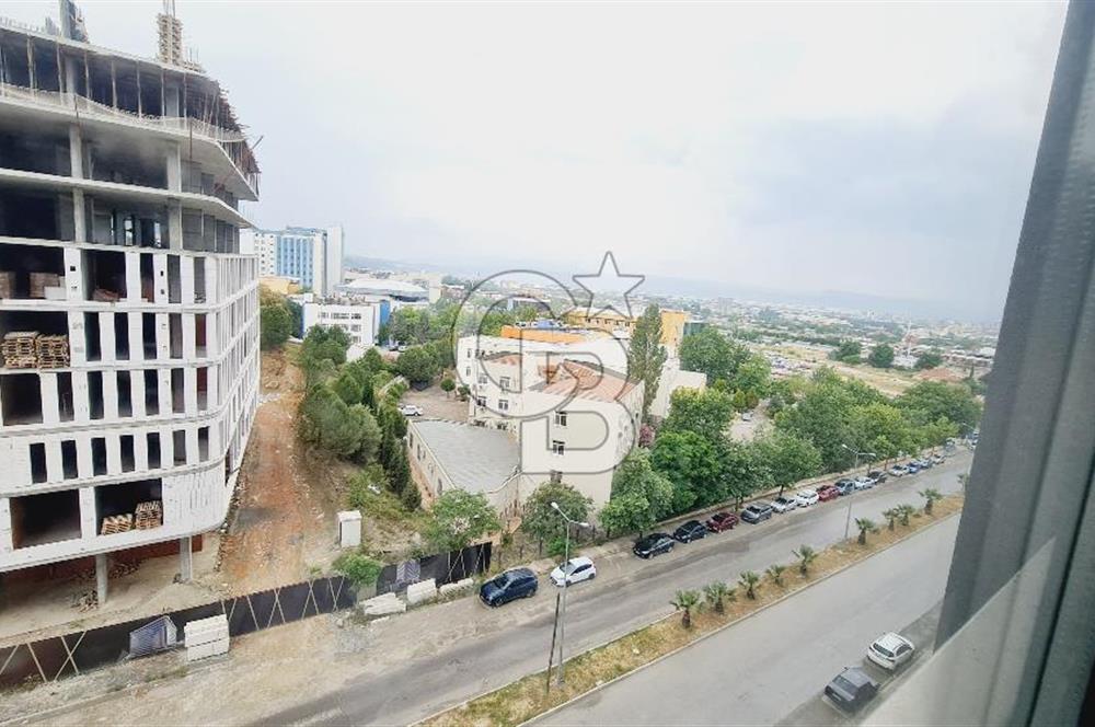 Manisa Meydan Sitesi Balkonu Cam Kapamalı Kiralık 1+1 Daire