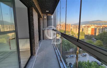 Bayraklı Mansuroğlu'nda Kiralık Geniş 3+1 Daire