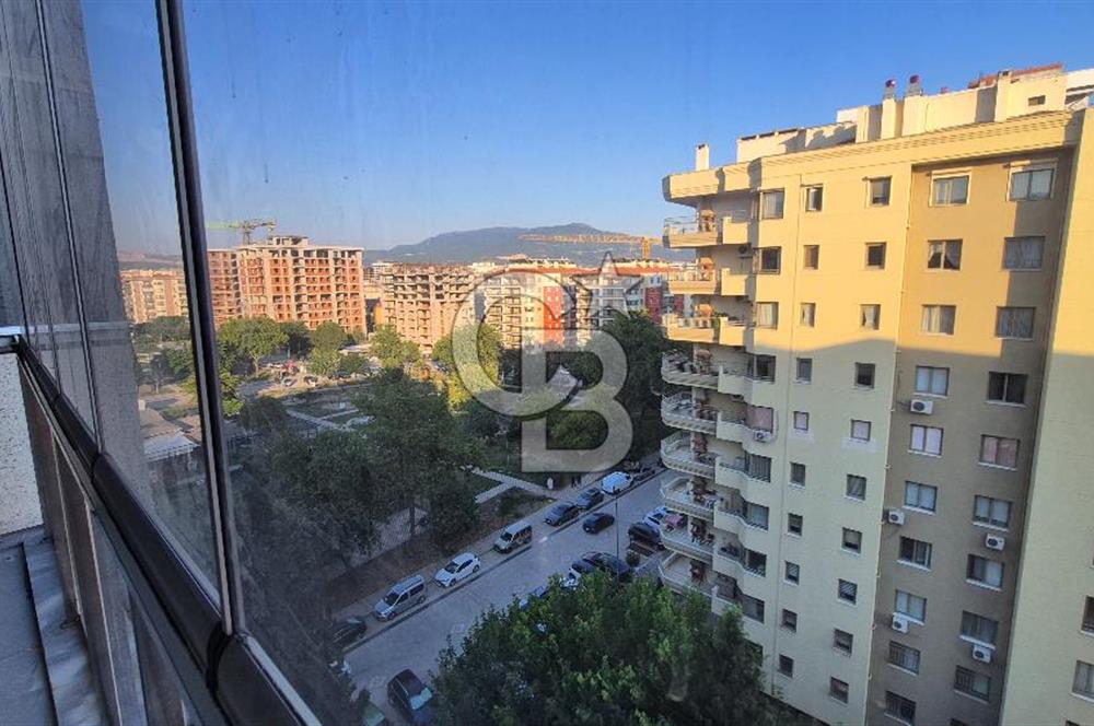 Bayraklı Mansuroğlu'nda Kiralık Geniş 3+1 Daire