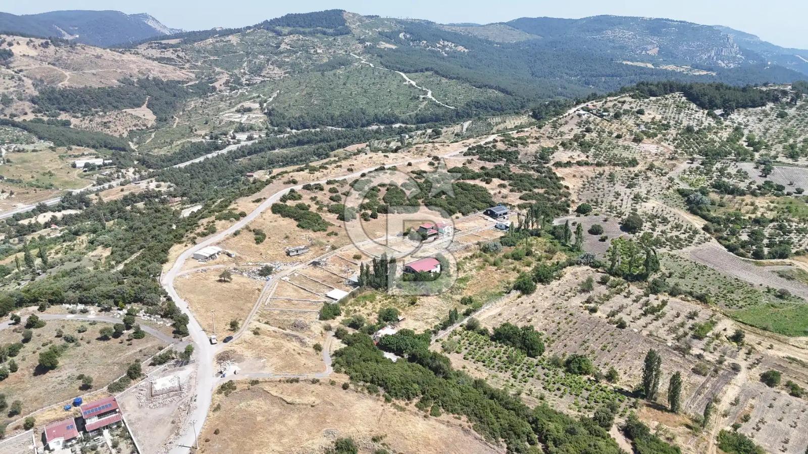İzmir Bornova Beşyol da Yatırımlık Satılık 551 m2 Hisseli Tarla