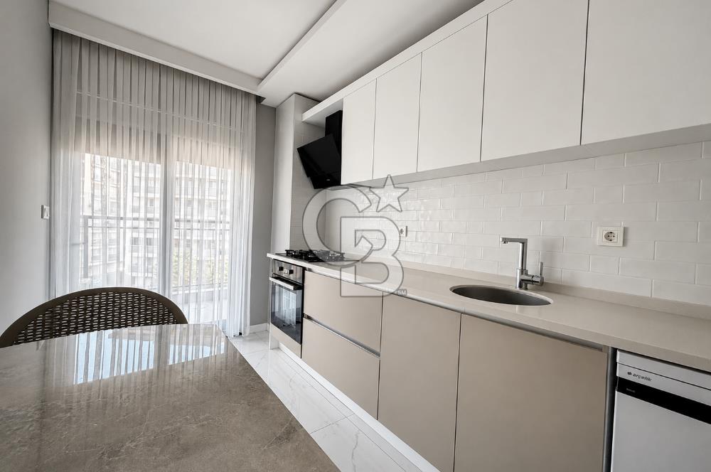 Çiğli Ataşehir‘de Konut & Ofis Kullanımına Uygun 2 + 1 Satılık Daire