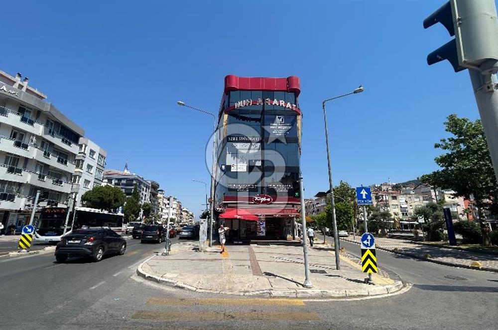 Narlıdere'nin Merkezi Noktasında 130 m² Satılık Ofis