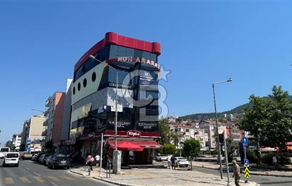 Narlıdere'nin Merkezi Noktasında 130 m² Satılık Ofis