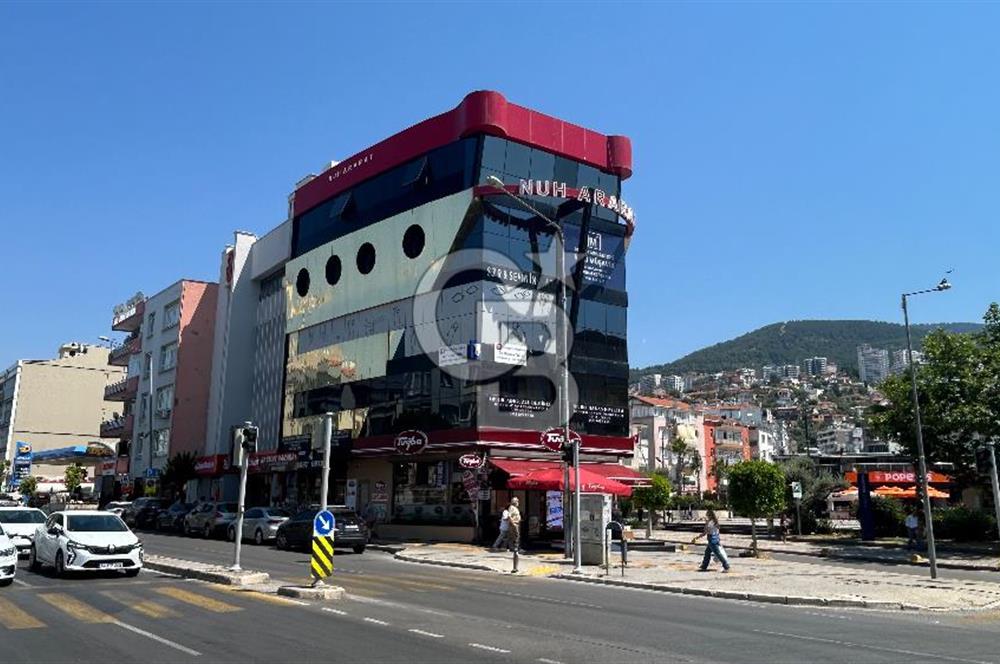 Narlıdere'nin Merkezi Noktasında 130 m² Satılık Ofis