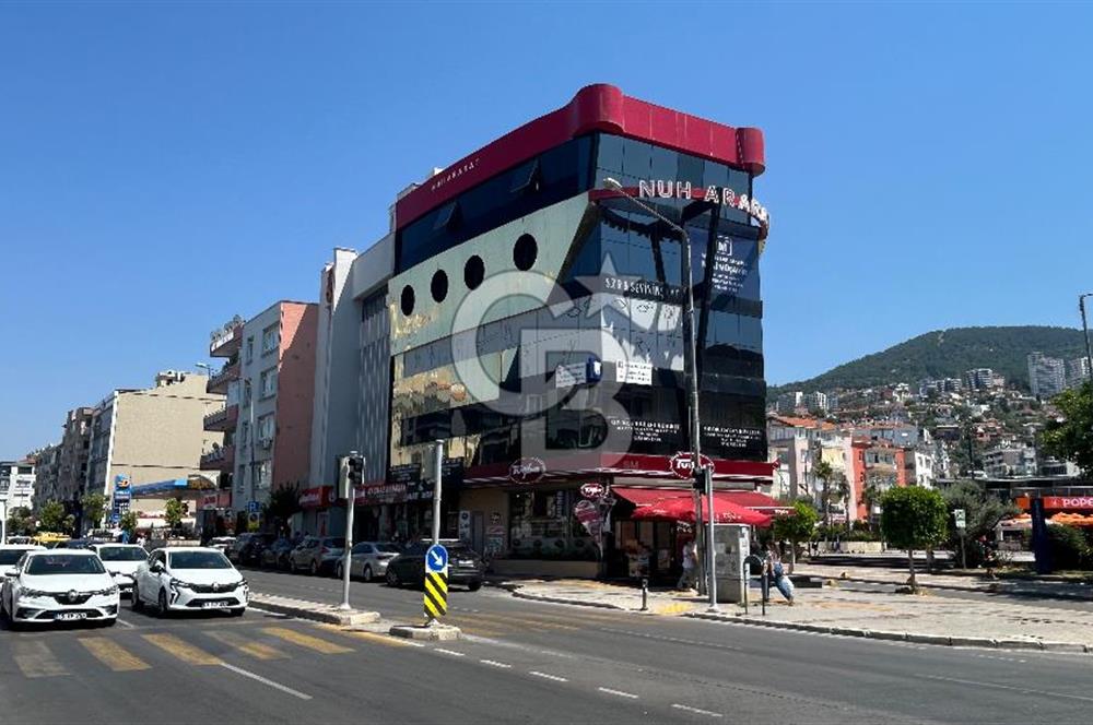 Narlıdere'nin Merkezi Noktasında 130 m² Satılık Ofis