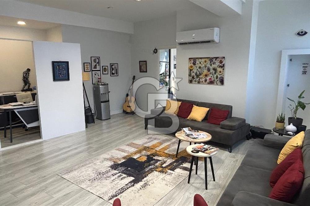Narlıdere'nin Merkezi Noktasında 130 m² Satılık Ofis