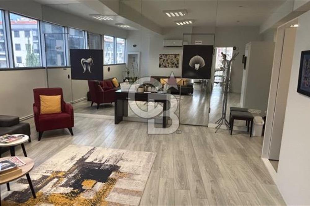 Narlıdere'nin Merkezi Noktasında 130 m² Satılık Ofis