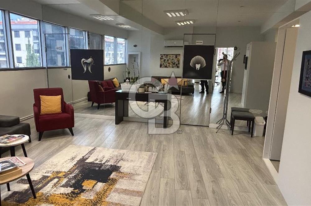 Narlıdere'nin Merkezi Noktasında 130 m² Satılık Ofis