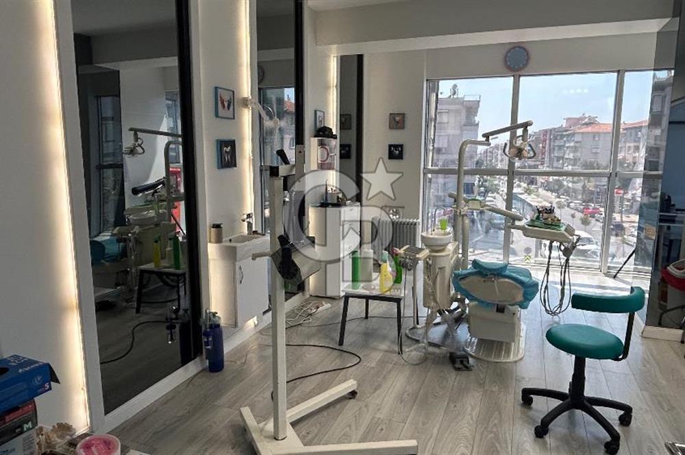 Narlıdere'nin Merkezi Noktasında 130 m² Satılık Ofis