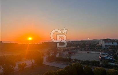 ÇEŞME OVACIKTA SİTE İÇERİSİNDE KİRALIK VİLLA