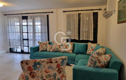 ÇEŞME OVACIKTA SİTE İÇERİSİNDE KİRALIK VİLLA