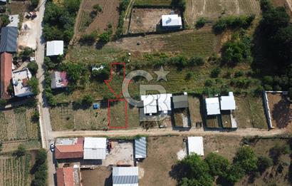 UNÇUKURUNDA KÖY İÇİNDE ARSA