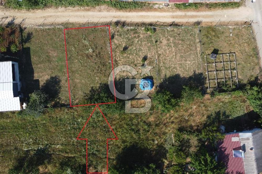 UNÇUKURUNDA KÖY İÇİNDE ARSA