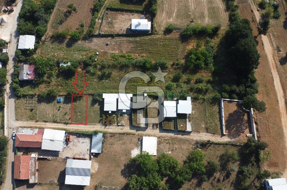 UNÇUKURUNDA KÖY İÇİNDE ARSA