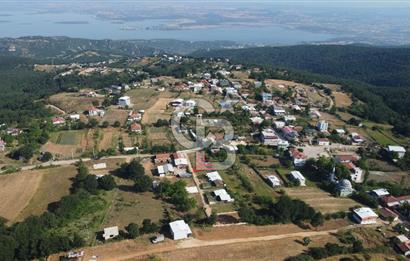 UNÇUKURUNDA KÖY İÇİNDE ARSA
