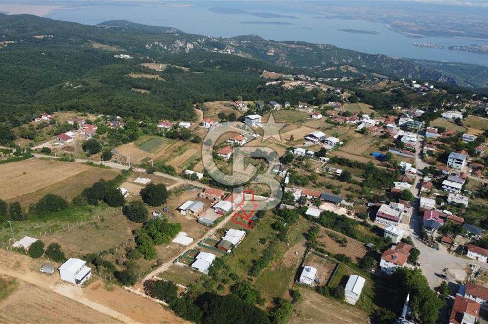 UNÇUKURUNDA KÖY İÇİNDE ARSA