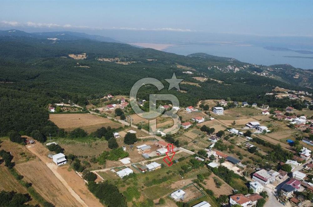 UNÇUKURUNDA KÖY İÇİNDE ARSA