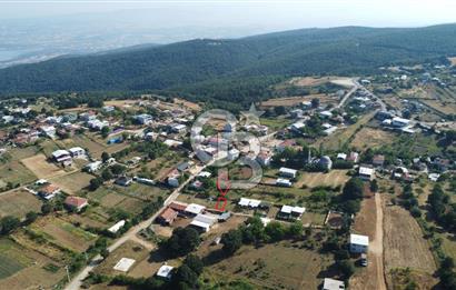 UNÇUKURUNDA KÖY İÇİNDE ARSA