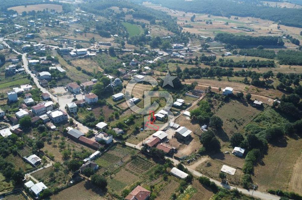 UNÇUKURUNDA KÖY İÇİNDE ARSA