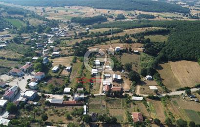 UNÇUKURUNDA KÖY İÇİNDE ARSA