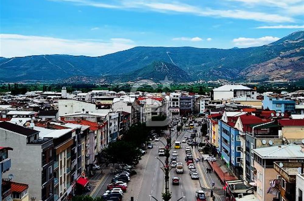  GÜRSU’NUN EN DEĞERLİ LOKASYONUNDA KURUMSAL KİRACILI SATILIK PLAZA