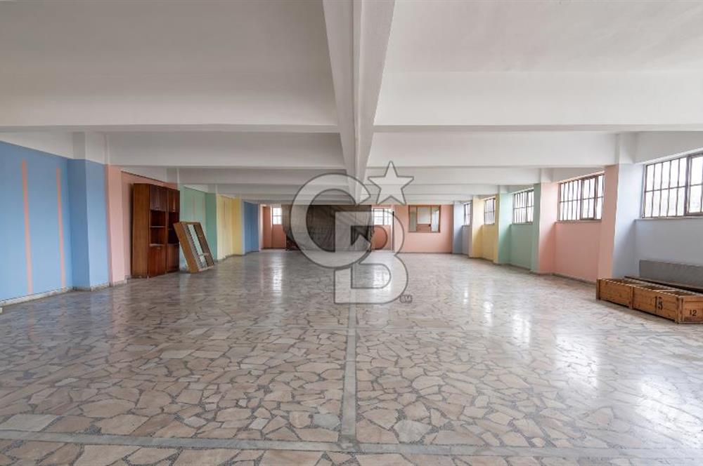 Bursa Osmangazi Küçükbalıklı'da 720 m² Kolonsuz Kiralık Fabrika