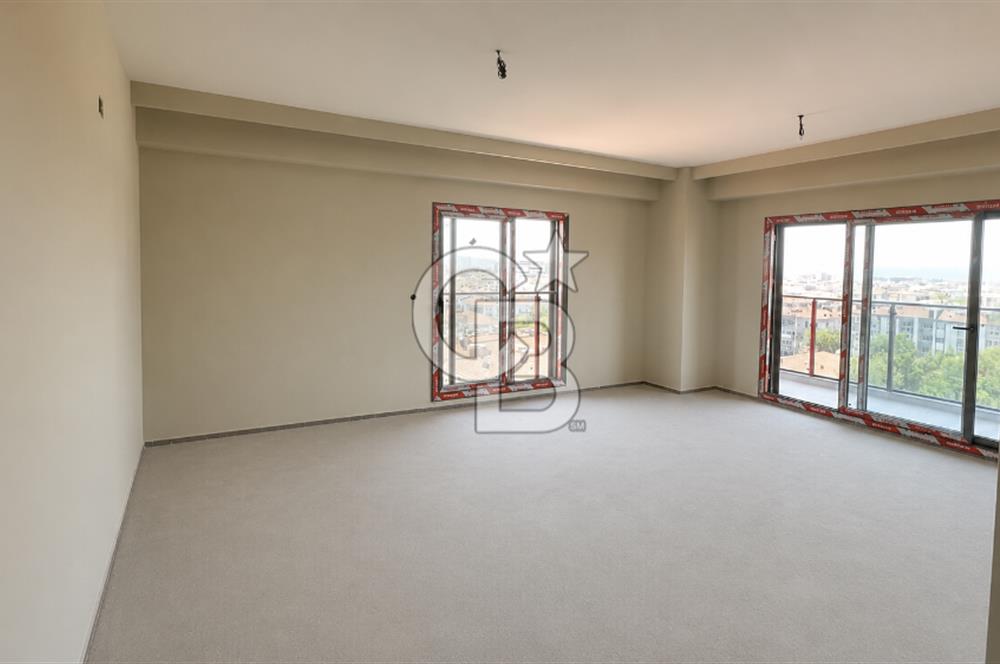 Bahriye Üçok Deniz Manzaralı Satılık 3+1 Dubleks Daire