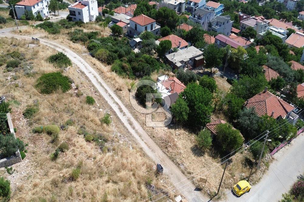 Karaburun Merkez'de Panoramik Deniz Manzaralı 169 m² Arsa