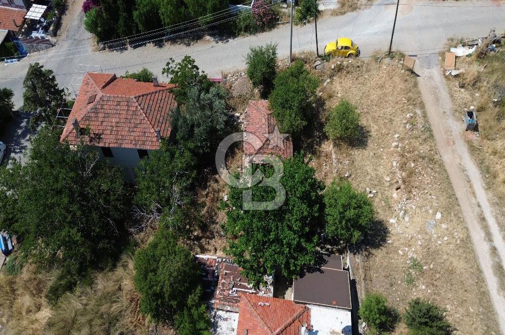 Karaburun Merkez'de Panoramik Deniz Manzaralı 169 m² Arsa