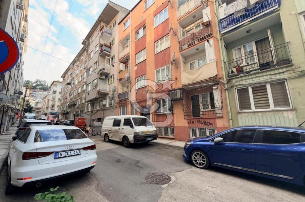 ALTIPARMAK SELİMİYE MAH 2+1 KULLANIŞLI ARAKAT DAİRE