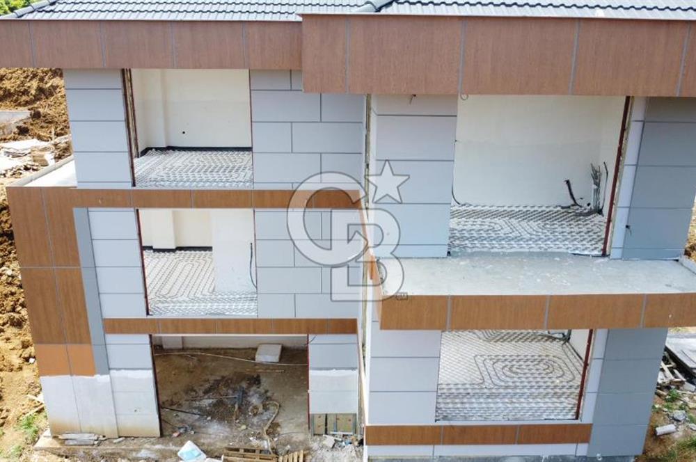 Şile Kızılca'da Site İçinde Satılık Lüks 5+1 Villa
